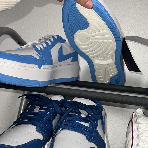 Blue elevates - Picture 4 of 5